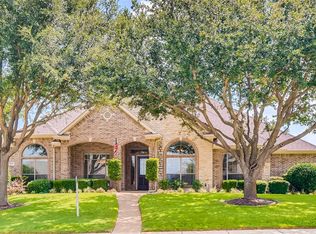 1607 Carriage Creek Dr, Desoto, TX 75115