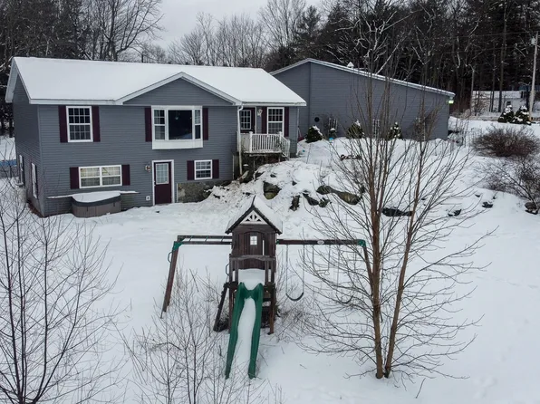 5 Fairview Drive, Leeds, ME 04263
