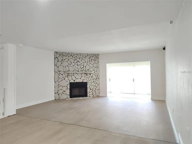 255 Capri Cir N #36 — Photo 9