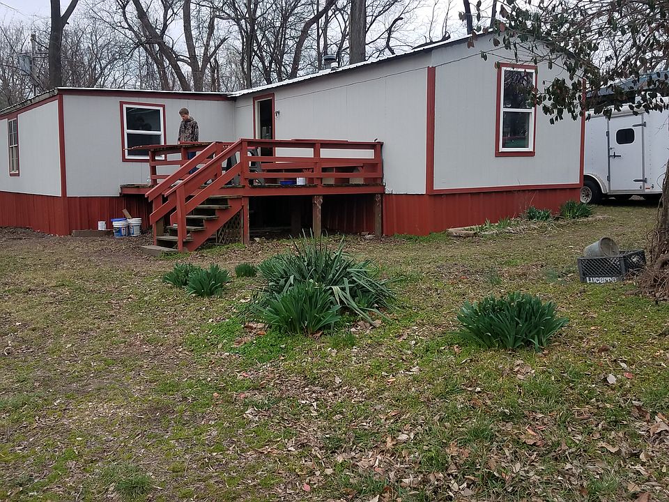 Front porch from road
