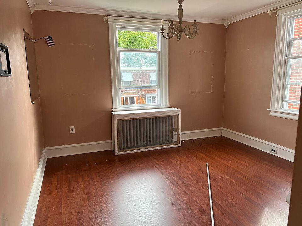 1st image of 3332 Princeton Ave