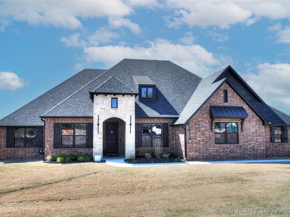 5112 E Madison St, Claremore, OK 74019
