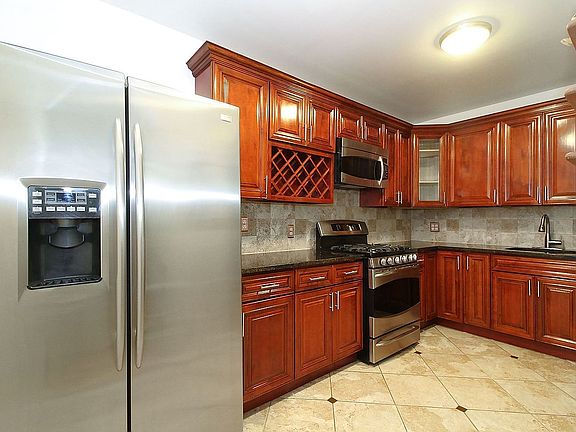 2nd image of 526A E 159th St Unit 47C