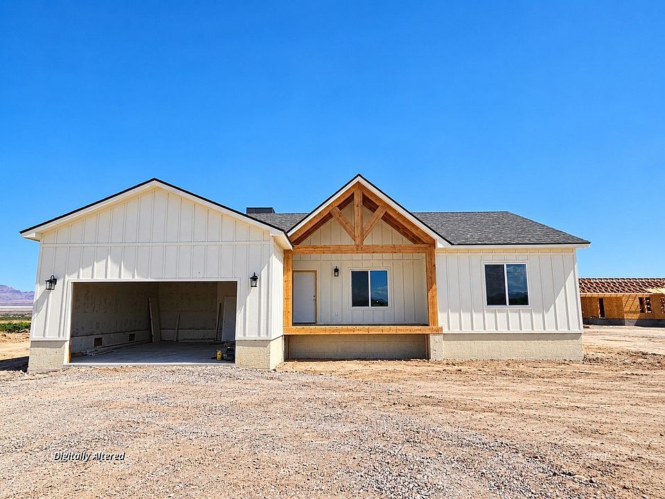 1st image of 623 S Alder Ln