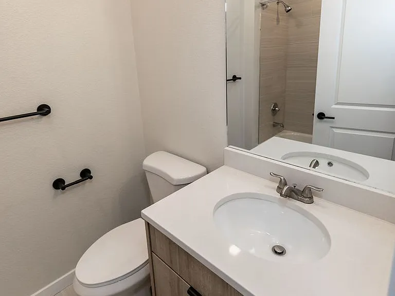 810 S Weber St — Photo 60