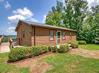975 Rolling Acres Rd, Smithville, TN 37166