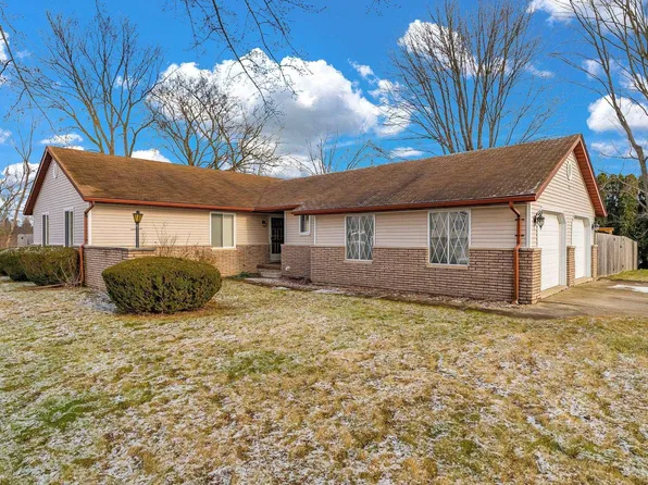 597 Nevada St, Marysville, MI 48040