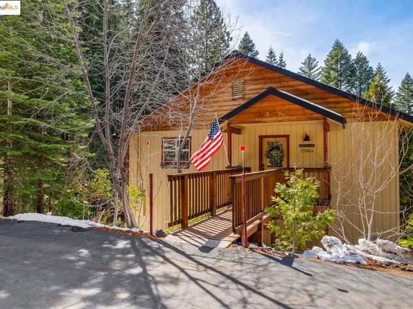 27064 Summerhill Dr, Strawberry, CA 95375