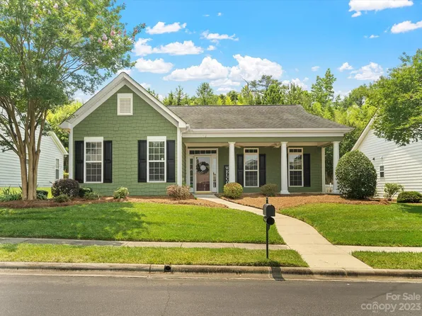 13352 Old Compton Ct, Pineville, NC 28134