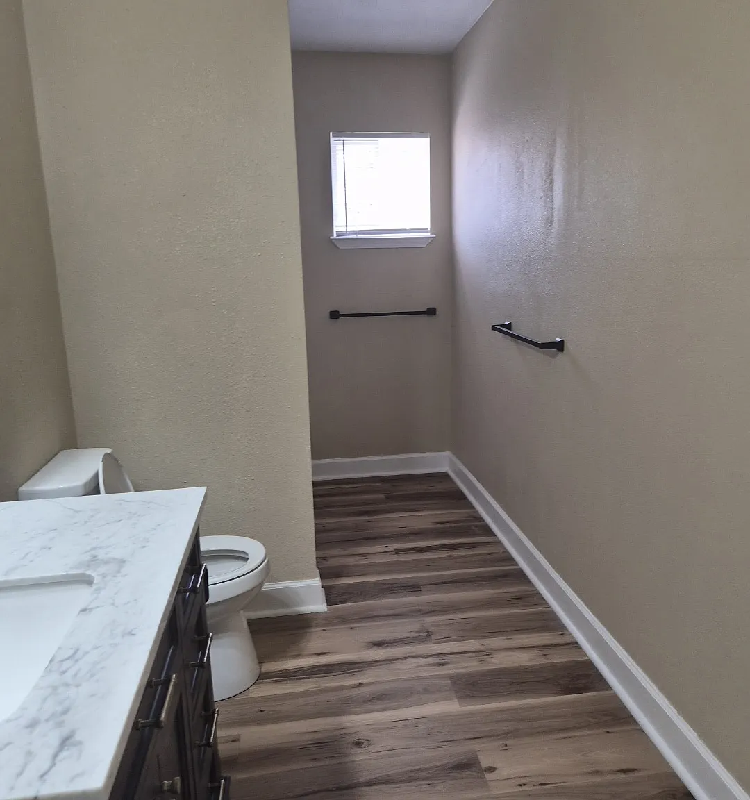 3 bed, 1695 sqft, $1,600 — Photo 1