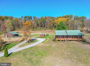 160 Woodpecker Dr, Mount Pleasant Mills, PA 17853