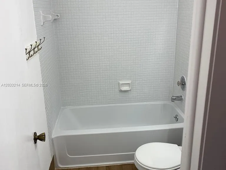 9761 W Heather Ln — Photo 21