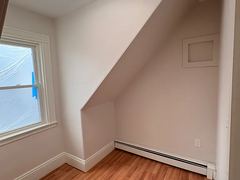 14 Adelaide St #2 — Photo 8