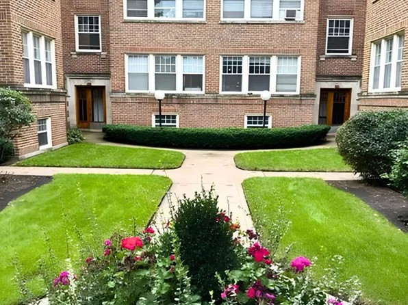 5652 N Ridge Ave APT 2N, Chicago, IL 60660