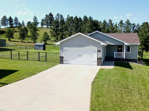 1612 Heights Ave, Burlington, ND 58722