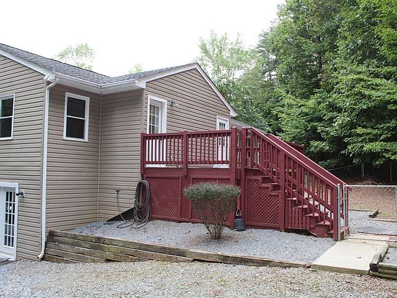 2nd image of 206 Village Ter Lot 6