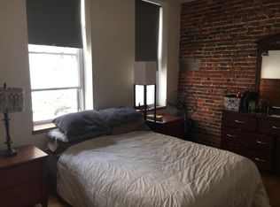 21 N 3rd St #3B, Philadelphia, PA 19106