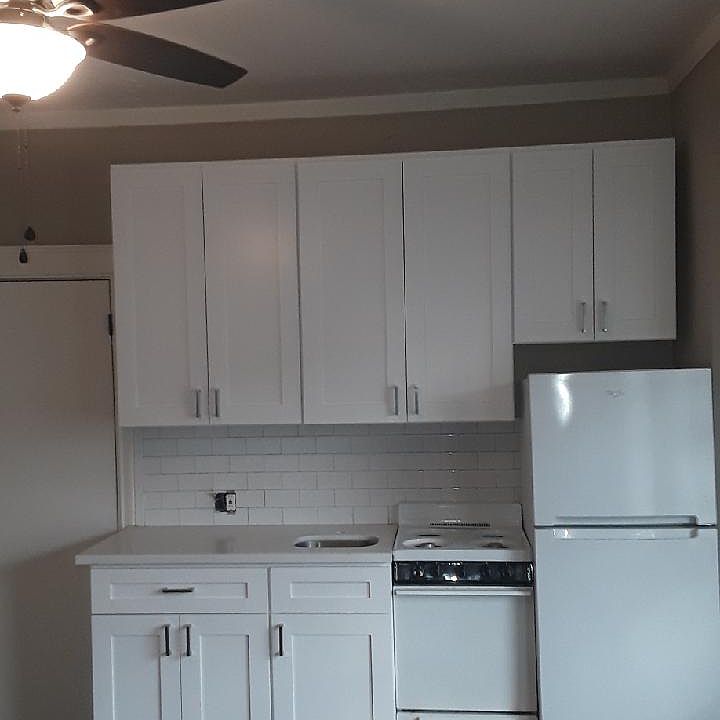 1st image of 157 S Los Robles Ave #7A