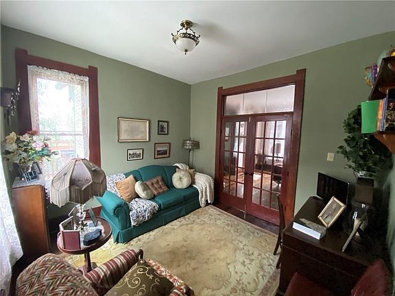 2nd image of 1307 Marlowe Ave