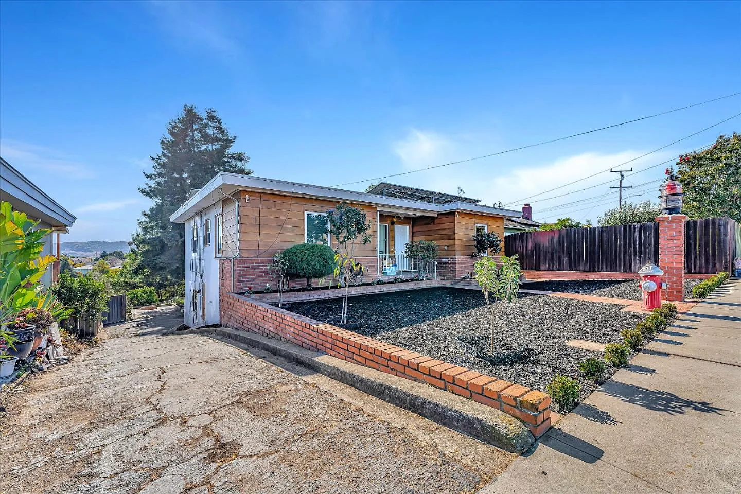 810 Marin Rd photo 1