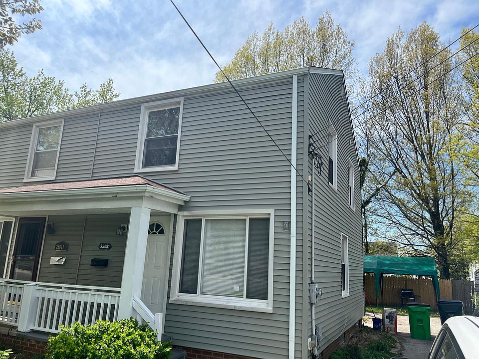 1st image of 25081 Euclid Ave