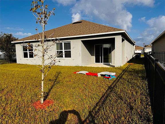 3rd image of 2855 Waylon Hammock Rd