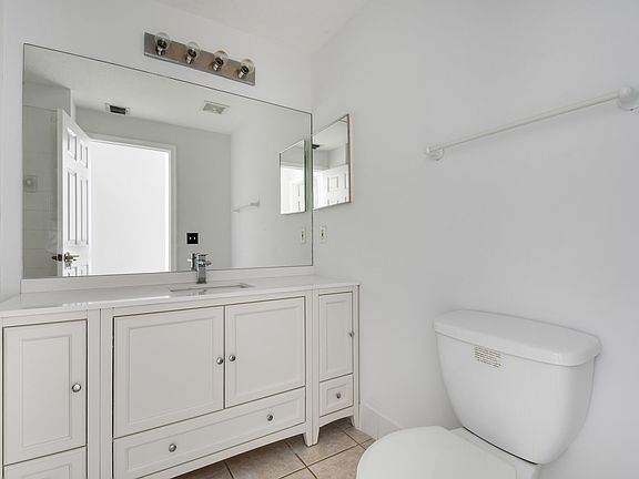 5th image of 4784 S Central Blvd APT 21