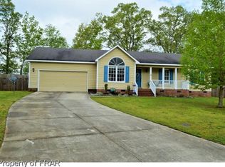 110 Deer Lodge Ct, Raeford, NC 28376