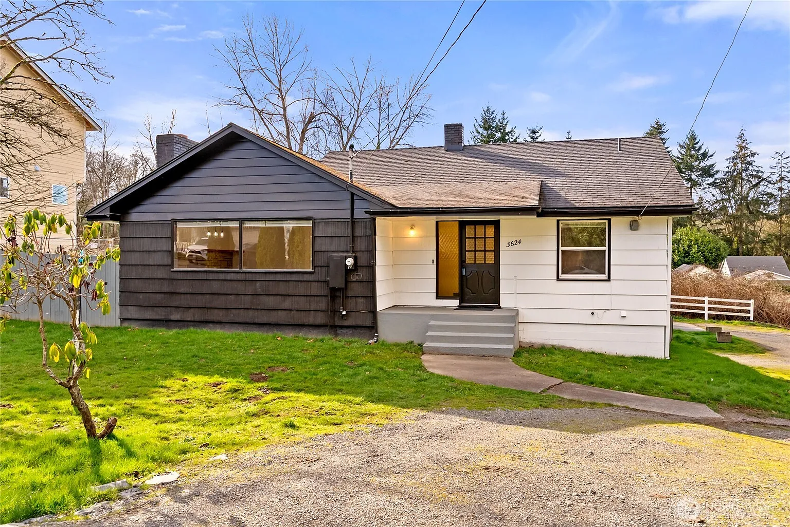 3624 E R Street photo 1
