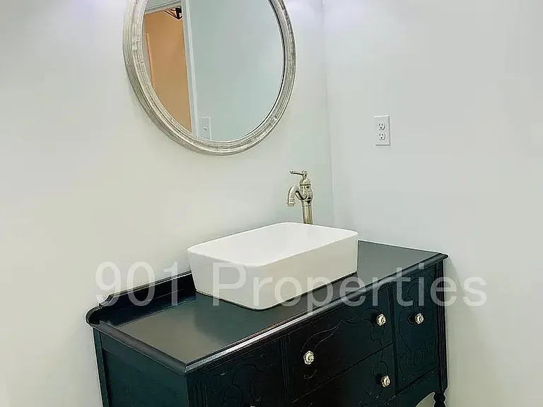 1602 Bubbling Brook Dr — Photo 9