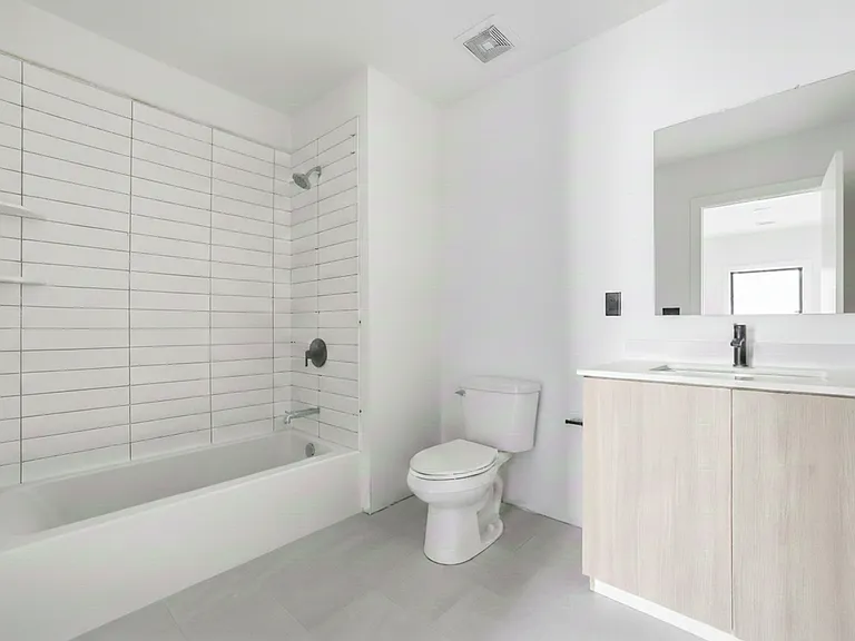 1035 Connomwealth Ave #303 — Photo 2