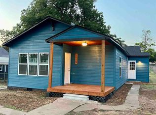 1115 Elm St, Perry, OK 73077