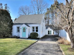 8 Oak St, Westport, CT 06880