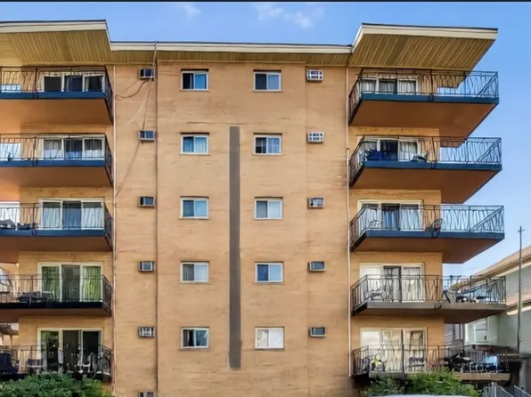 7432 Washington St APT 604, Forest Park, IL 60130