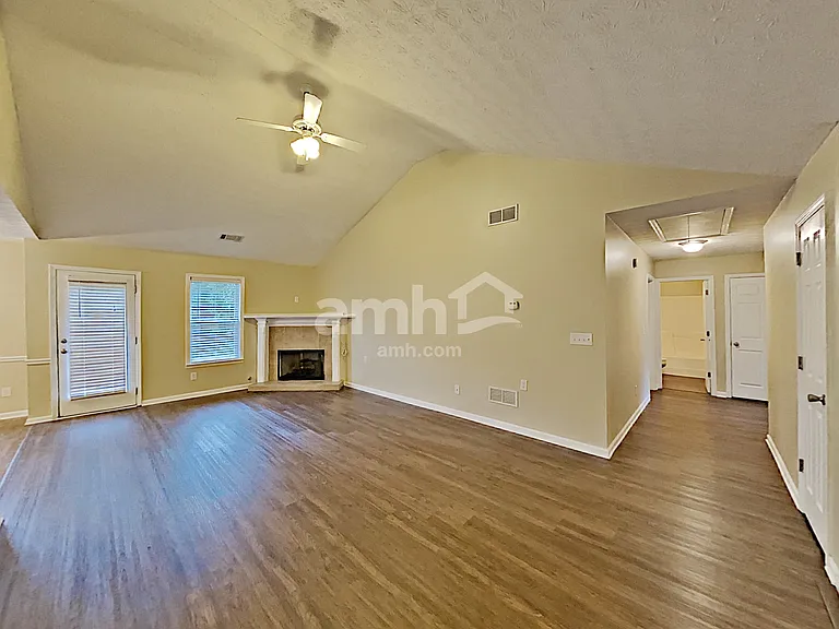 247 Oceanliner Dr — Photo 5