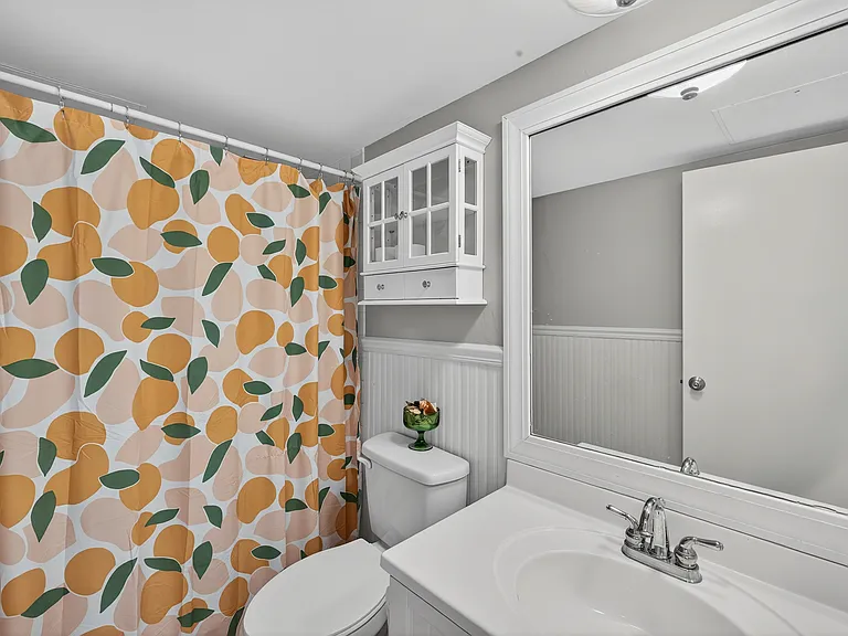 207 5th Ave SW #202 — Photo 18