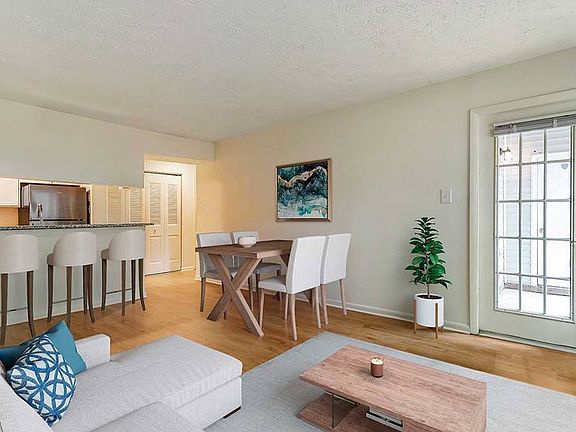 Finish Package IV kitchen, living and dining area