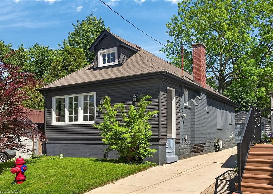 1st image of 219 Hess St S