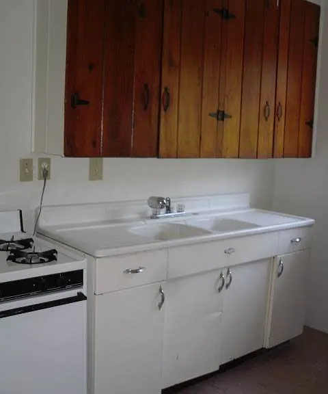 729 W University Dr — Photo 3