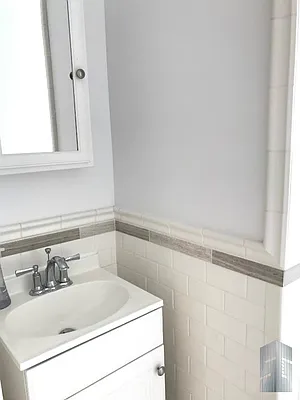 Rented by Skyline Group Real Estate | media 19