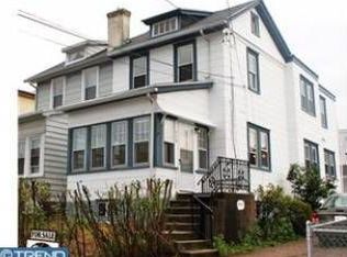 570 Larchwood Ave, Upper Darby, PA 19082