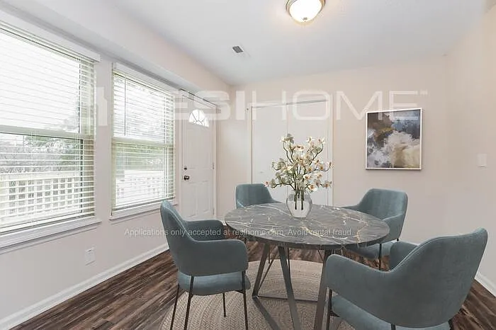4129 Timothy Dr — Photo 6