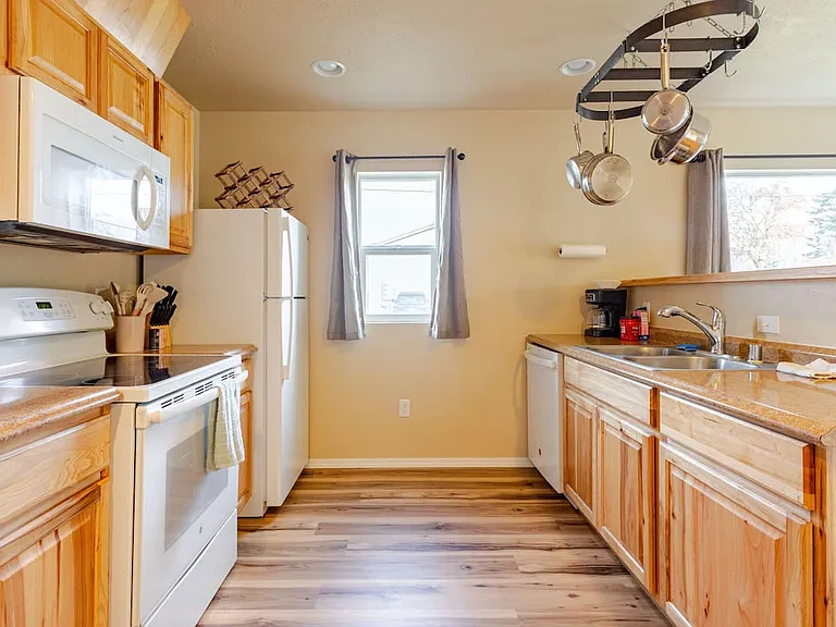 2305 Mount Ave #101 — Photo 9
