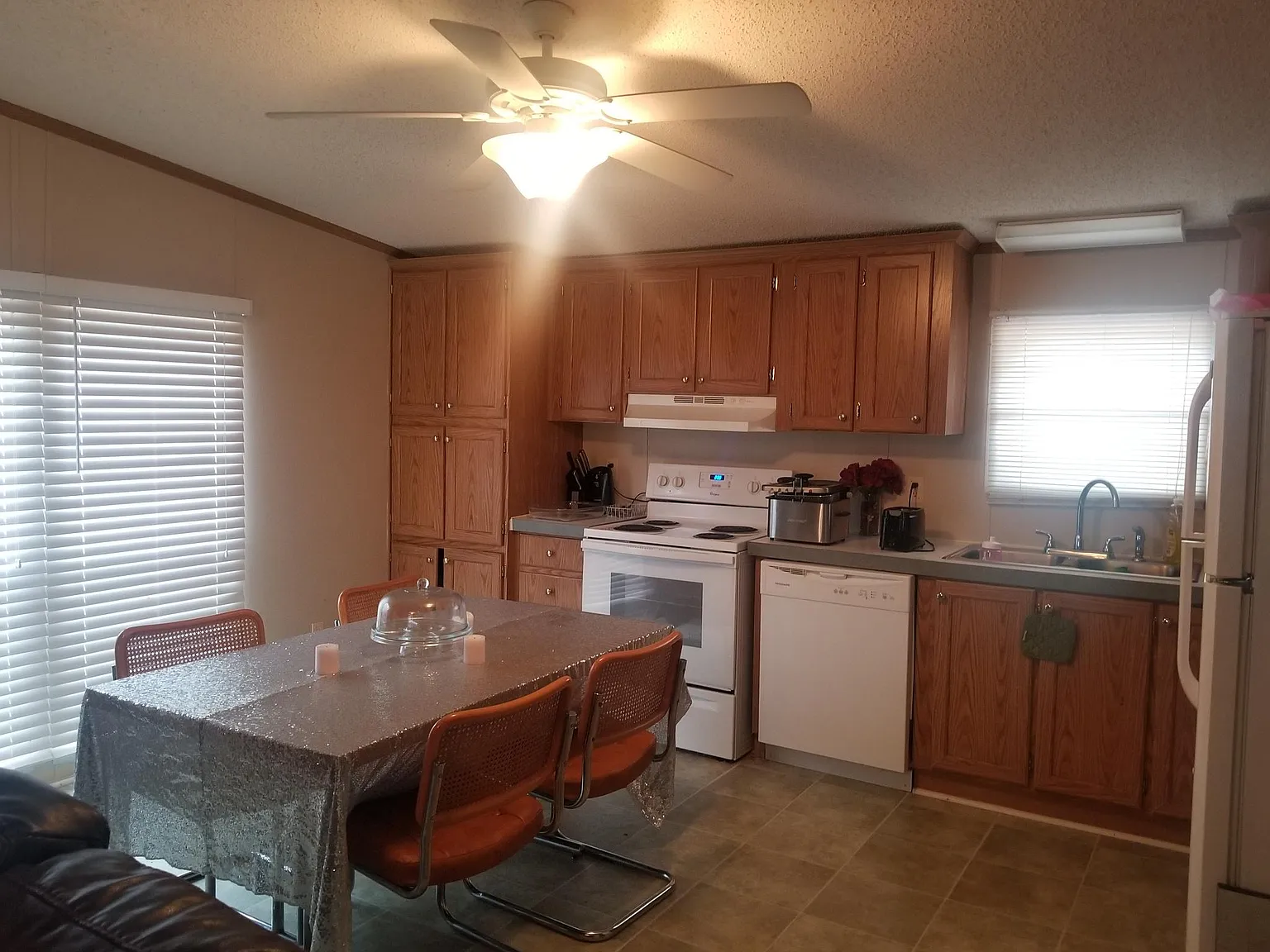 3 bed, 1620 sqft, $1,600 — Photo 4
