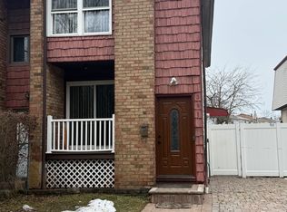 391 Riedel Ave, Staten Island, NY 10306