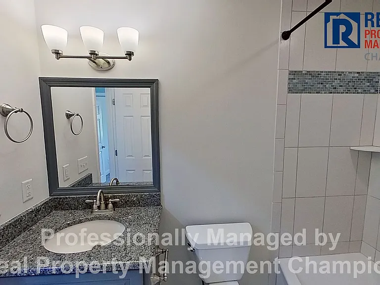 3728 Saint Johns Ct #B — Photo 15
