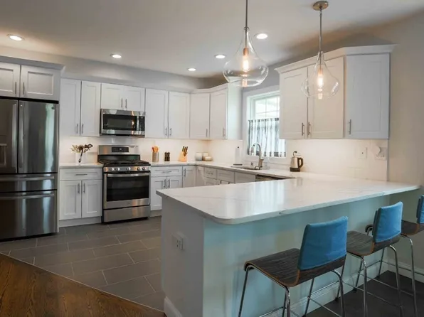 4 Staffiery Rd #5, Chelsea, MA 02150