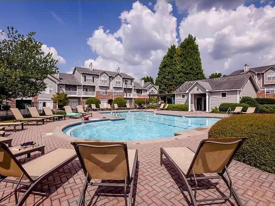 Pool area