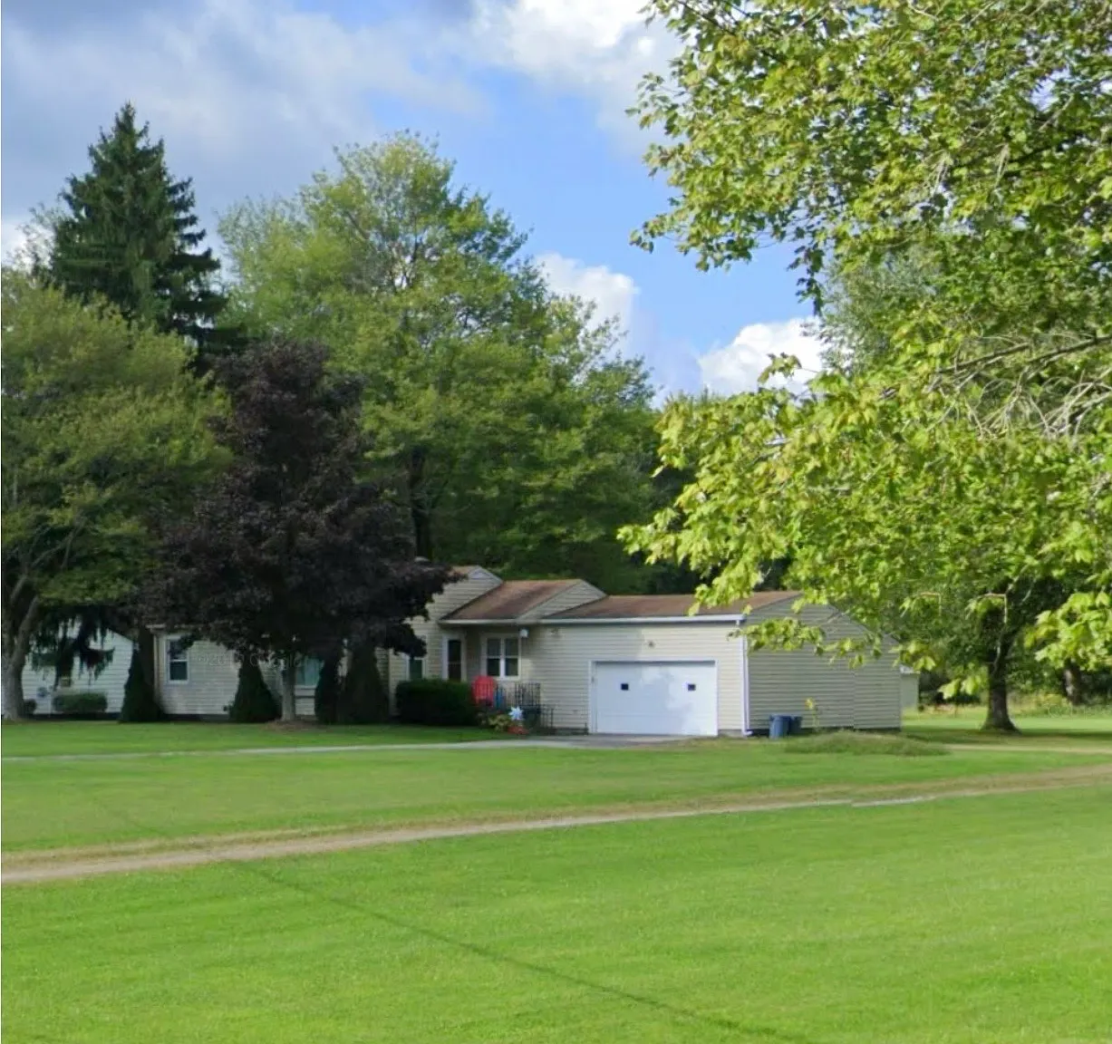 2 bed, 1093 sqft, $900 — Photo 1