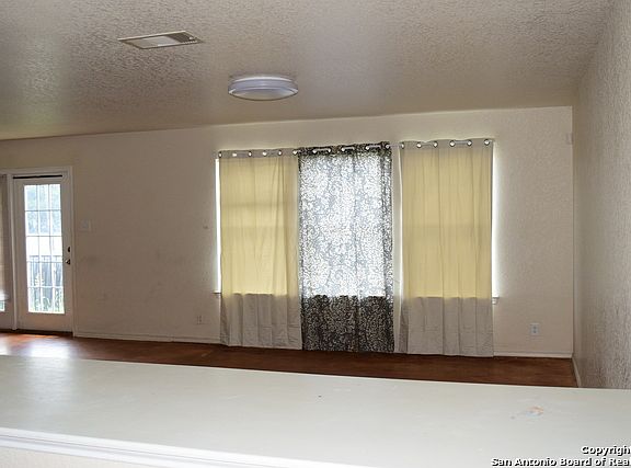 5th image of 130 Agency Oaks